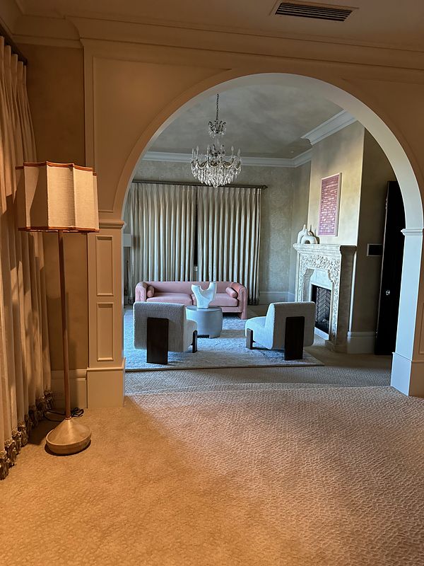 The estate, archway