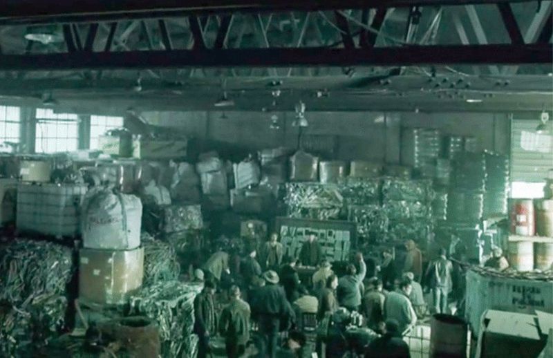 Warehouse auction (location)